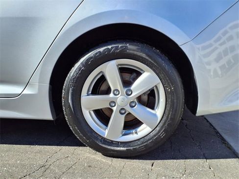 Used 2015 Kia Optima LX image 7