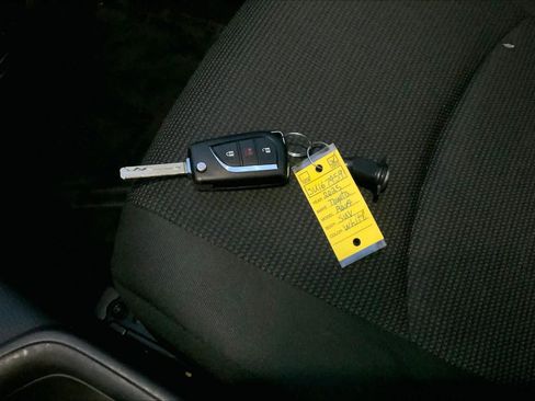 Used 2025 Toyota RAV4 LE image 13