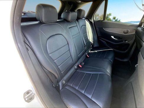 Used 2022 Mercedes-Benz GLC 300 image 26
