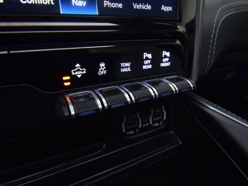 Used 2022 RAM 1500 Limited image 35