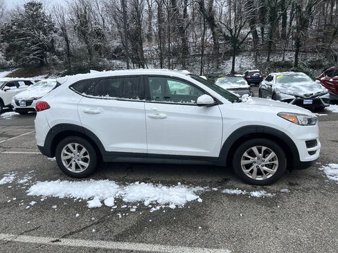 Used 2019 Hyundai Tucson SE image 4