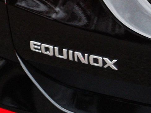 Used 2022 Chevrolet Equinox LT w/ Driver Convenience Package image 46