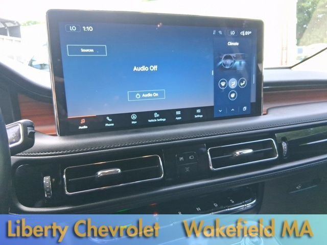 Used 2023 Lincoln Nautilus Reserve AWD/4WD image 17