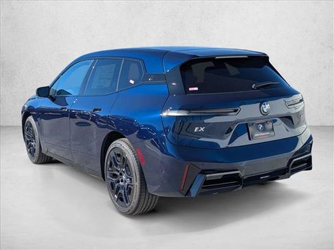 New 2026 BMW iX xDrive45 image 9