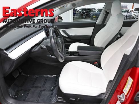 Used 2018 Tesla Model 3 Long Range image 14