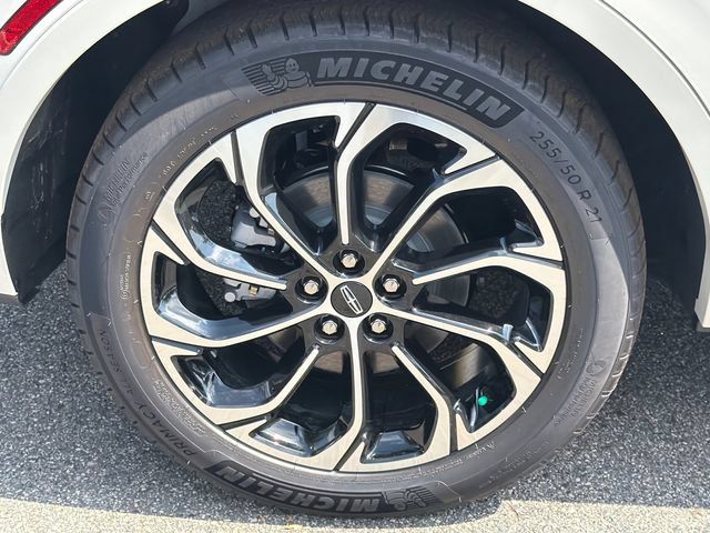 New 2026 Lincoln Nautilus Reserve AWD/4WD image 18