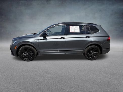 Used 2023 Volkswagen Tiguan SE R-Line AWD/4WD image 2