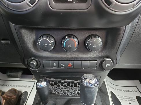 Used 2012 Jeep Wrangler Unlimited Sport AWD/4WD image 24