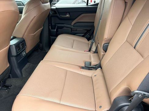 Certified 2026 Toyota 4Runner Limited AWD/4WD image 17