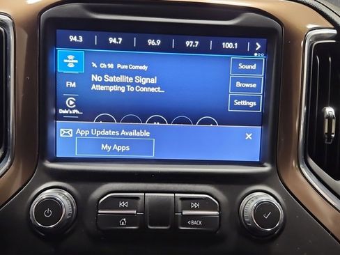 Used 2022 Chevrolet Silverado 1500 High Country image 17