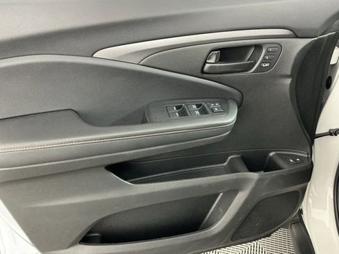 Certified 2023 Honda Passport TrailSport image 7