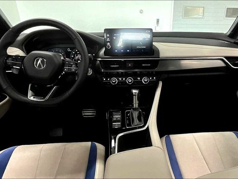 Used 2025 Acura ADX A-Spec image 9