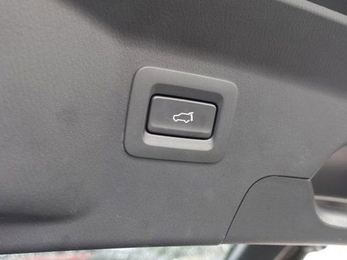 Certified 2023 MAZDA CX-9 Touring Plus AWD/4WD image 25