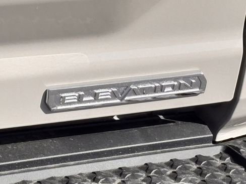 New 2026 GMC Canyon Elevation w/ Convenience Package RWD image 7