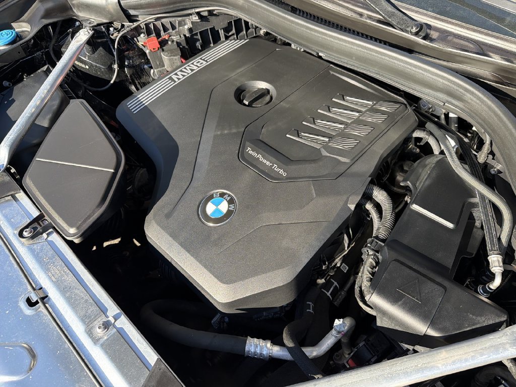 Used 2024 BMW X4 xDrive30i w/ Premium Package AWD/4WD image 17