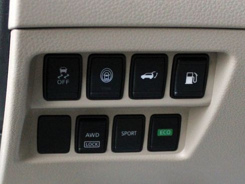 Certified 2020 Nissan Rogue SV image 42