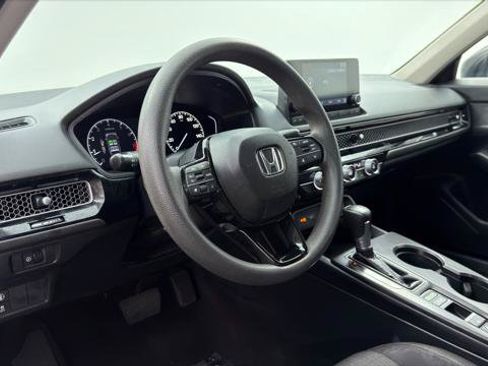Used 2023 Honda Civic LX image 24