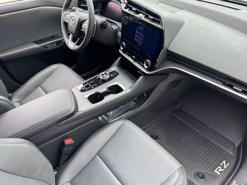 New 2026 Lexus RZ 350e 2WD image 28