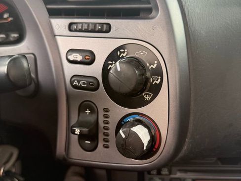 Used 2002 Honda S2000 image 23