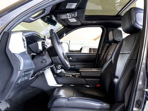 Used 2022 Toyota Tundra Platinum w/ Advanced Package image 16