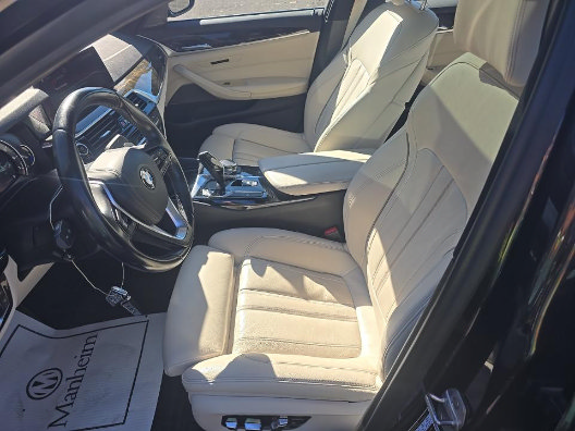 Used 2019 BMW 540i w/ Convenience Package RWD image 4