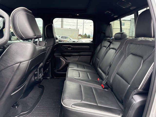 Used 2025 RAM 1500 Limited AWD/4WD image 17