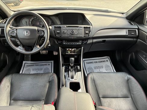 Used 2017 Honda Accord Sport Special Edition image 31