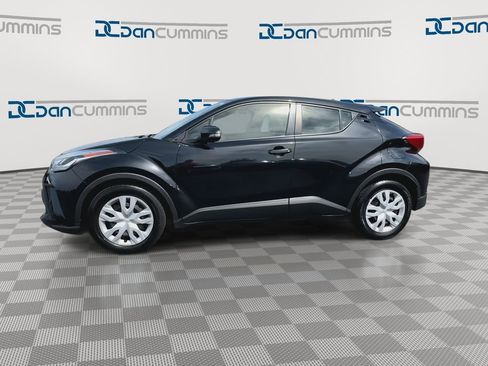 Used 2021 Toyota C-HR LE FWD image 5