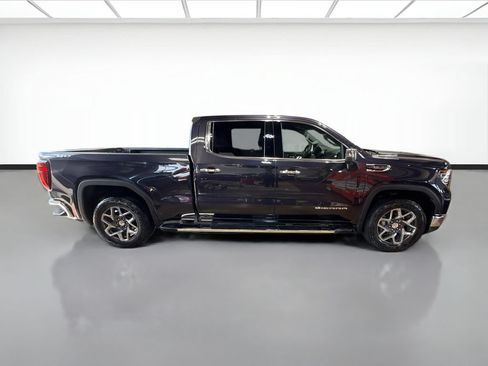 Used 2024 GMC Sierra 1500 SLT w/ SLT Premium Plus Package AWD/4WD image 5
