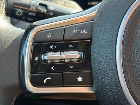 Used 2024 Kia Sorento EX w/ Panoramic Sunroof Package FWD image 18