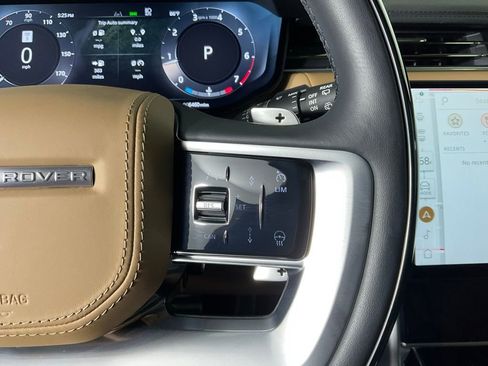 Used 2025 Land Rover Range Rover Long Wheelbase SE image 25