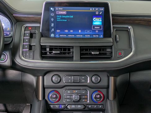 Used 2022 Chevrolet Tahoe High Country RWD image 20
