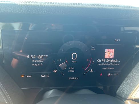 Used 2025 GMC Yukon Denali AWD/4WD image 16