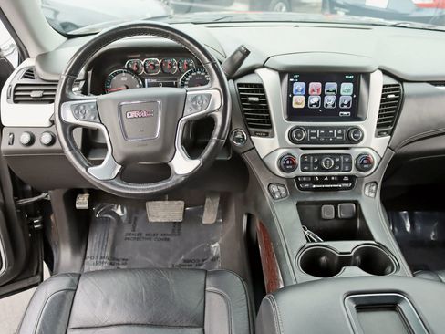 Used 2019 GMC Yukon SLT image 17