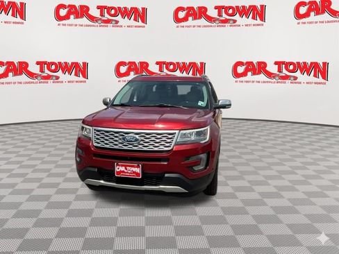 Used 2017 Ford Explorer Platinum AWD/4WD image 3