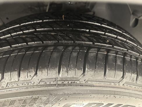 Certified 2025 INFINITI QX60 Pure image 11