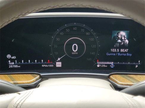 Certified 2021 Cadillac Escalade Premium Luxury Platinum image 24