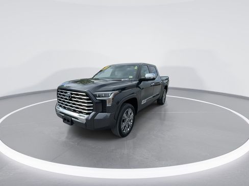 Used 2024 Toyota Tundra Capstone AWD/4WD image 7