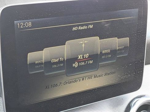 Used 2018 Mercedes-Benz GLA 250 image 13