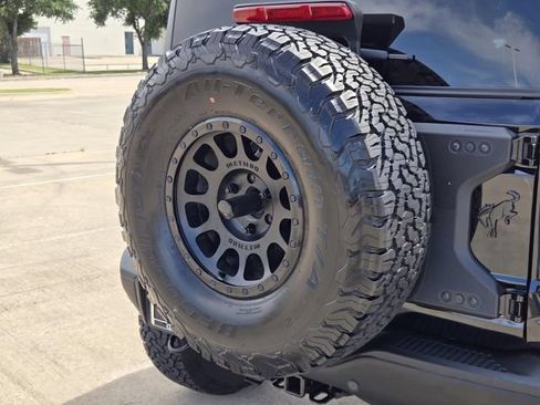 Used 2023 Ford Bronco Raptor AWD/4WD image 6