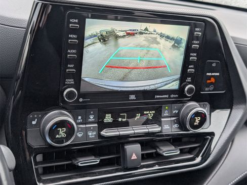 Used 2021 Toyota Highlander XSE image 20