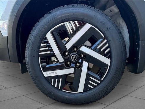 New 2026 Nissan Kicks SV w/ SV Premium Package image 12