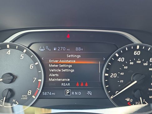 Used 2025 Nissan Frontier SV w/ SV Convenience Package RWD image 21