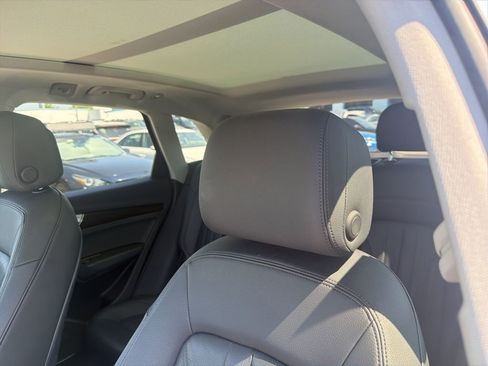 Used 2018 Audi Q5 2.0T Premium Plus w/ Premium Plus Package AWD/4WD image 14