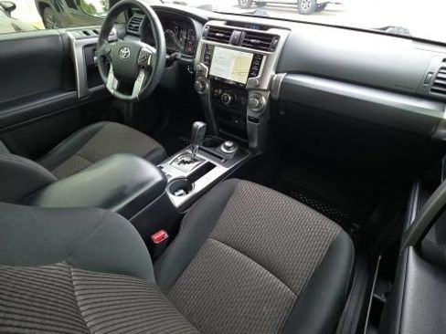 Used 2022 Toyota 4Runner Trail Special Edition AWD/4WD image 20
