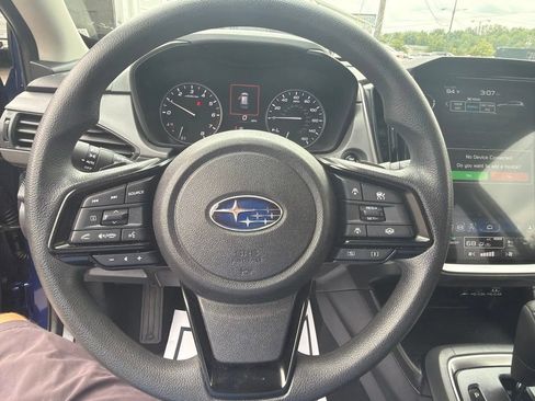 Used 2025 Subaru Crosstrek 2.5i Premium AWD/4WD image 16