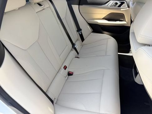 Used 2025 BMW i4 eDrive40 w/ Premium Package RWD image 15