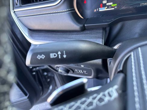 Used 2022 Jeep Grand Cherokee Overland AWD/4WD image 30