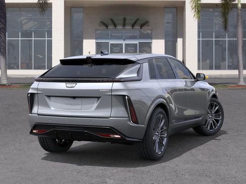 New 2026 Cadillac Lyriq V image 4