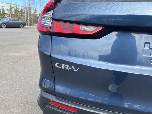 Used 2023 Honda CR-V EX image 8